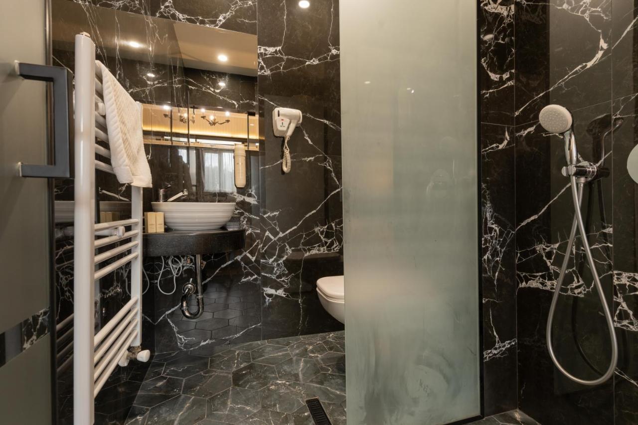 Tsarevets Boutique Hotel & Spa Veliko Tărnovo Exteriör bild